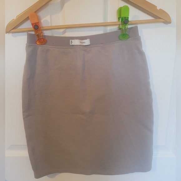 Talula size small skirt - Picture 2 of 5